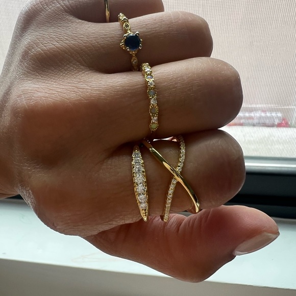 14KGF Gold Multi Connected Ring - Picture 2 of 5